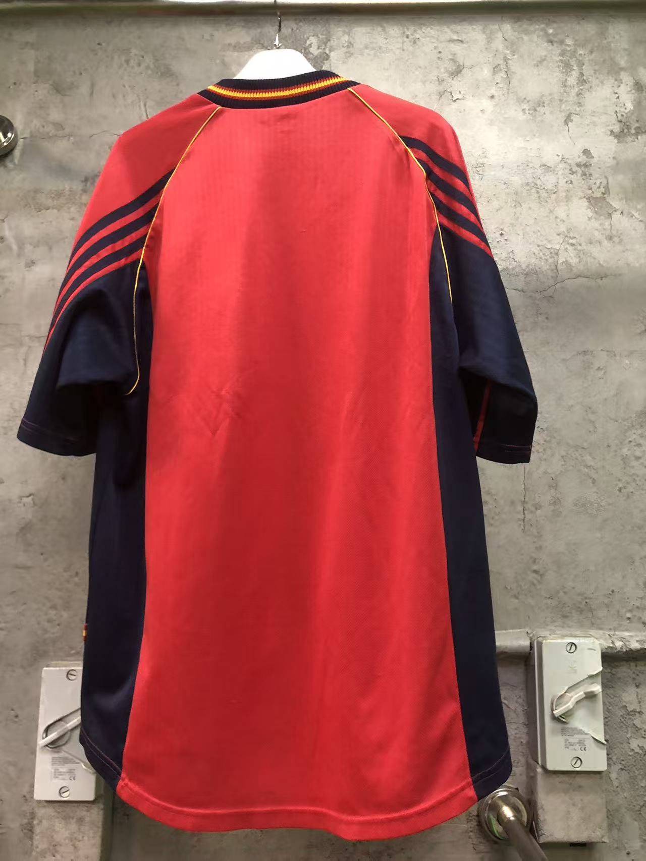 1998 Spain Home