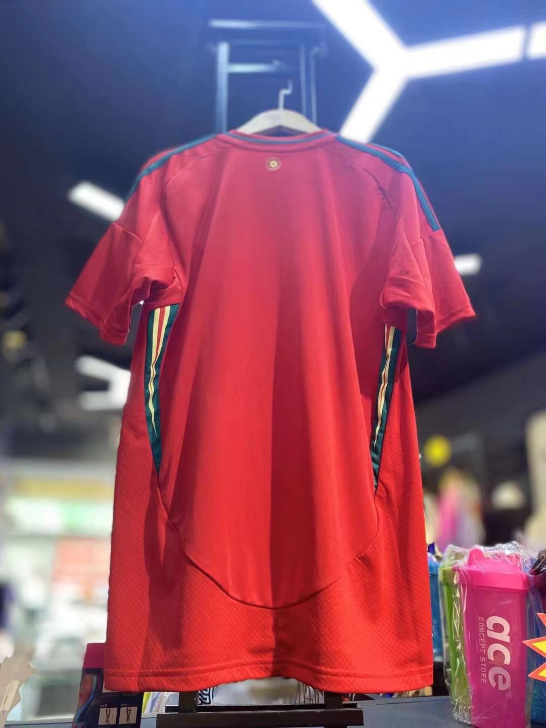 2024 Adidas 威爾士主場球迷版球衣