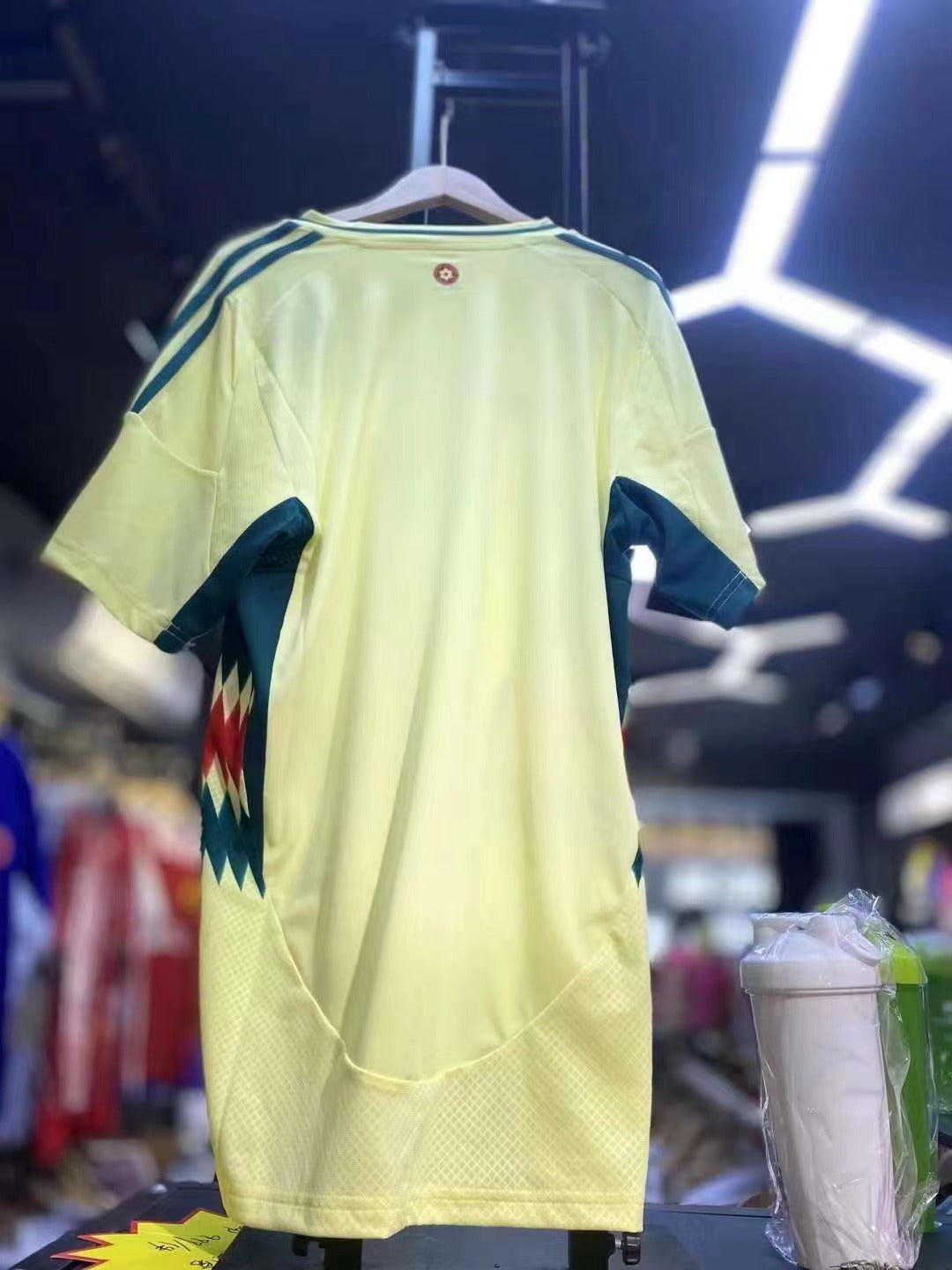 2024 Adidas 威爾士客場球迷版球衣