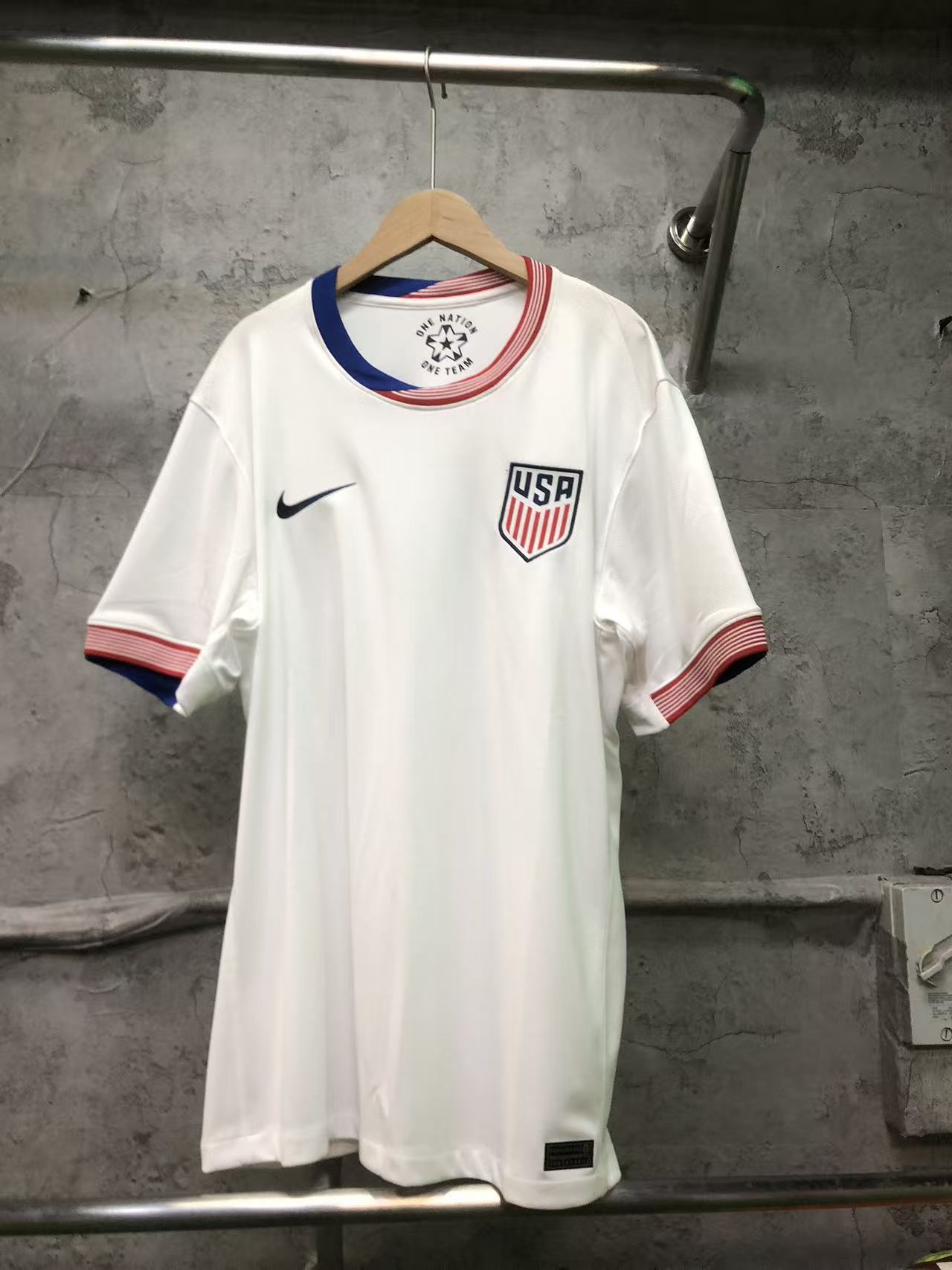 NIKE 2024美國隊主場球迷版球衣
