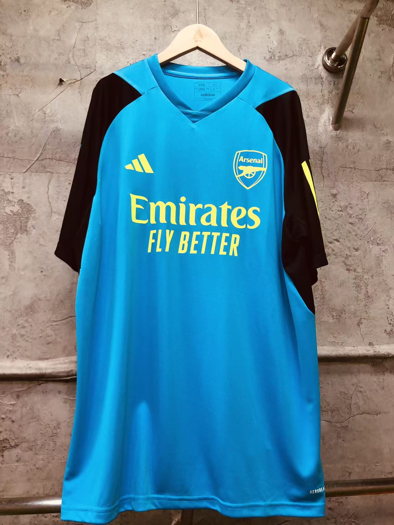 Adidas 阿仙奴訓練球衣