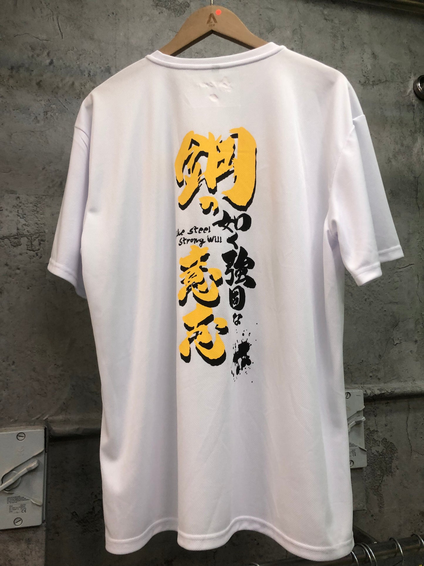 ACE X鋼的意志T-Shirt